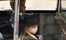 Büyük nine öldü, çocukların soyadı değişti