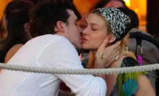 O benim önceliğim... Karımı mutsuz görmeye asla dayanamam