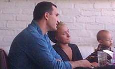 Ünlü oyuncudan yürek yakan sözler: Babası kızımı benden kopardı, yabancı kadınlara Size anne diyebilir miyim