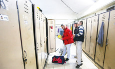 Ağabeyin en zor anı... Eşyaları yakınlarına teslim edildi