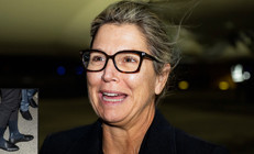 Biz kimi karşıladık Paçalarını bile düzeltmemiş