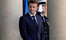 Macron canlı yayında itiraf etti... Fransız liderden tepki çeken adım