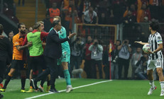 Galatasaray - Beşiktaş derbisindeki top toplayıcı PFDKya sevk edildi