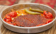 HATAY TEPSİ KEBABI TARİFİ: Gelinim Mutfakta tepsi kebabı nasıl yapılır, malzemeleri nelerdir