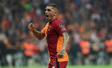 Galatasaraylı Lucas Torreira, menajerini kovdu
