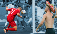 Andreas Cornelius, Dünya Kupasındaki Danimarka - Tunus maçında saç baş yoldurdu Tepkiler çığ gibi büyüdü: Şaka gibi...