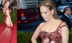 Jennifer Lopez sırra kadem bastı: Her şeyi sildi, karanlığa gömüldü