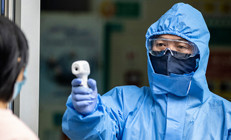 Çinde günlük Covid-19 vaka sayısı ilk kez 40 bini geçti