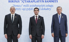 Cumhurbaşkanı Erdoğan, Aliyev ve Berdimuhammedovdan aile fotoğrafı