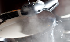 Düdüklü patladı haberlerinin sonu gelmiyor...  Hata tencerelerde mi yoksa kullananlarda mı