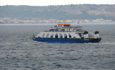 Gökçeada ve Bozcaada’ya fırtına nedeniyle bugün ve yarın tüm feribot seferleri iptal edildi