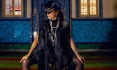 Eda Taşpınara camide çektirdiği fotoğraf nedeniyle soruşturma