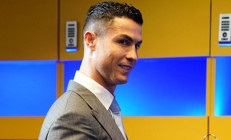 Ronaldo imzayı attı, Fenerbahçeye transferde gün doğdu