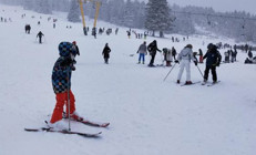 Uludağda kar sevinci: Kalınlığı 32 santimetreye ulaştı