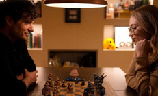 İşte kaybetti ama aşkta kazandı: Henry Cavill sevgilisiyle el ele görüntülendi