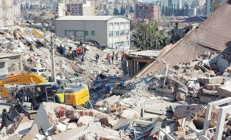 Yıkımın göbeğinde sapasağlam ayakta