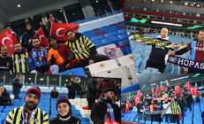 Trabzonspor - Basel maçında tribünler tek yürek oldu Beşiktaş, Fenerbahçe, Galatasaray taraftarları...