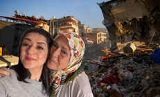 Türkiye depremi dünyada manşet... BBC rahatlama ve gözyaşı başlığı ile duyurdu: Günler sonra buluştular