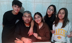 Annesi, eşi, 3 çocuğu ve kayınvalidesini kaybetti Kayıp kızını arıyor