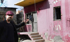 Türkiyenin gündemine oturmuştu... Tarsustaki gizemli ev satışa çıkarıldı