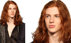 Milyonlarca kişiyle birlikte babasının yeniden doğuşunu izledi