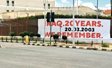 Rusya’dan ABD’ye pankartlı mesaj: Irak işgalinin 20’nci yılını anıyoruz