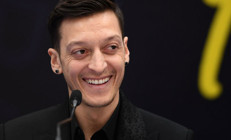 Mesut Özil futbolu bıraktığını açıkladı İşte başarılarla dolu kariyeri ve Türkiye macerası...