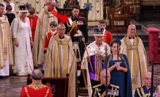 Buckingham Sarayındaki yakışıklı, Kralı bile gölgede bıraktı: Kalp atışları hızlandı