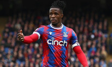 Crystal Palaceta Roy Hodgsondan Wilfried Zaha açıklaması Fenerbahçe ilgileniyor...