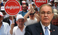 CHP Sözcüsü Öztraktan Tanju Özcana: Yürüyeceğine sorun çözsün