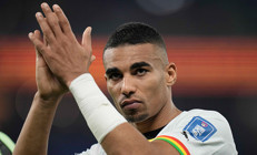 Fenerbahçe’nin ilgilendiği Alexander Djiku’nun menajeri İstanbulda