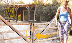 Özlem Tekin, çiftliğin kapısına kilit vurdu