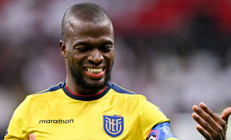 Enner Valencia, Fenerbahçedeki günlerini mumla arıyor
