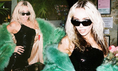 15 yaşında verdiği olay yaratan yarı çıplak pozu savundu: Ailem fotoğraf çekilirken yanımdaydı