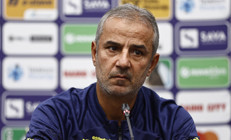 Fenerbahçede İsmail Kartaldan transfer yanıtı Yeni 6 numara...