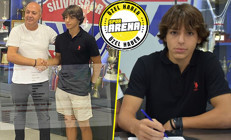 Galatasaraya bedavaya 16lık yeni golcü Bir sezonda 100 gol attı... Mustafa Kürşat Tümayı hocası Göksel Akıncı ve Silivrispor Kulüp Başkanı Nuri Çolakoğlu anlattı... TFFye bildirildi...