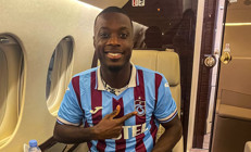 Sezonun son çalımı: Nicolas Pepe, Trabzonsporda