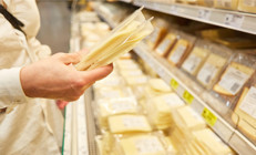 Market raflarında sıklıkla görüyoruz... Tost peyniri hakkında merak edilenleri uzmanına sorduk | 5 SORU 5 YANIT