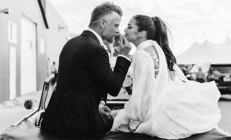 Eski eşinin bebek haberini kendisi kutladı, hayranları çıldırdı: Çocuk doğursun diye genç kadınla evlendi