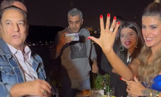 Mehmet Ali Erbil 40 yaş küçük Gülseren Ceylanla nişanlandı