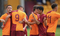 Galatasaray U19, Manchester United U19a farklı kaybetti