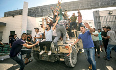 Hamas vurdu İsrail gafil avlandı: Uçarak geldiler 5 bin roket attılar