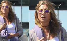 Yaşıtları birer birer emekli oluyor... Kariyerinin en çıplak sahnesi için kamera karşısına geçti