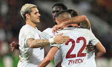 Galatasaray, Rizespor deplasmanında bir ilke imza attı 50 yıl sonra tam 10 maç...