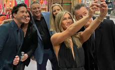 Friends yıldızlarından Matthew Perry’nin ölümünün ardından ilk açıklama: O bizim dostumuz değil ailemizdi