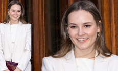 Annesiyle babasının aşkı büyük skandal olmuştu: O şimdi dünyanın en gözde bekâr genç kızı..  Üstelik tacı ve tahtı da var