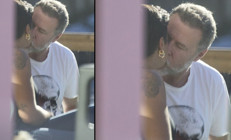 İkisinin de beş kuruşu kalmadı... Sokaklarda öpüşerek intikam alıyorlar