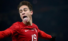 A Milli Takımın genç golcüsü Kenan Yıldız, Fenerbahçenin kapısından döndü