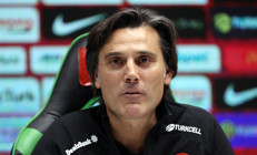 A Milli Futbol Takımında Vincenzo Montelladan Sacha Boey ve Gedson Fernandes yanıtı: Kalbi Türkiye ile atan her futbolcuyu kucaklayacağız