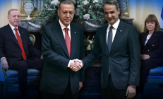 Atinaya tarihi ziyaret... Cumhurbaşkanı Erdoğan ve Miçotakisten ortak açıklama: Aramızda çözülemeyecek hiçbir sorun yok